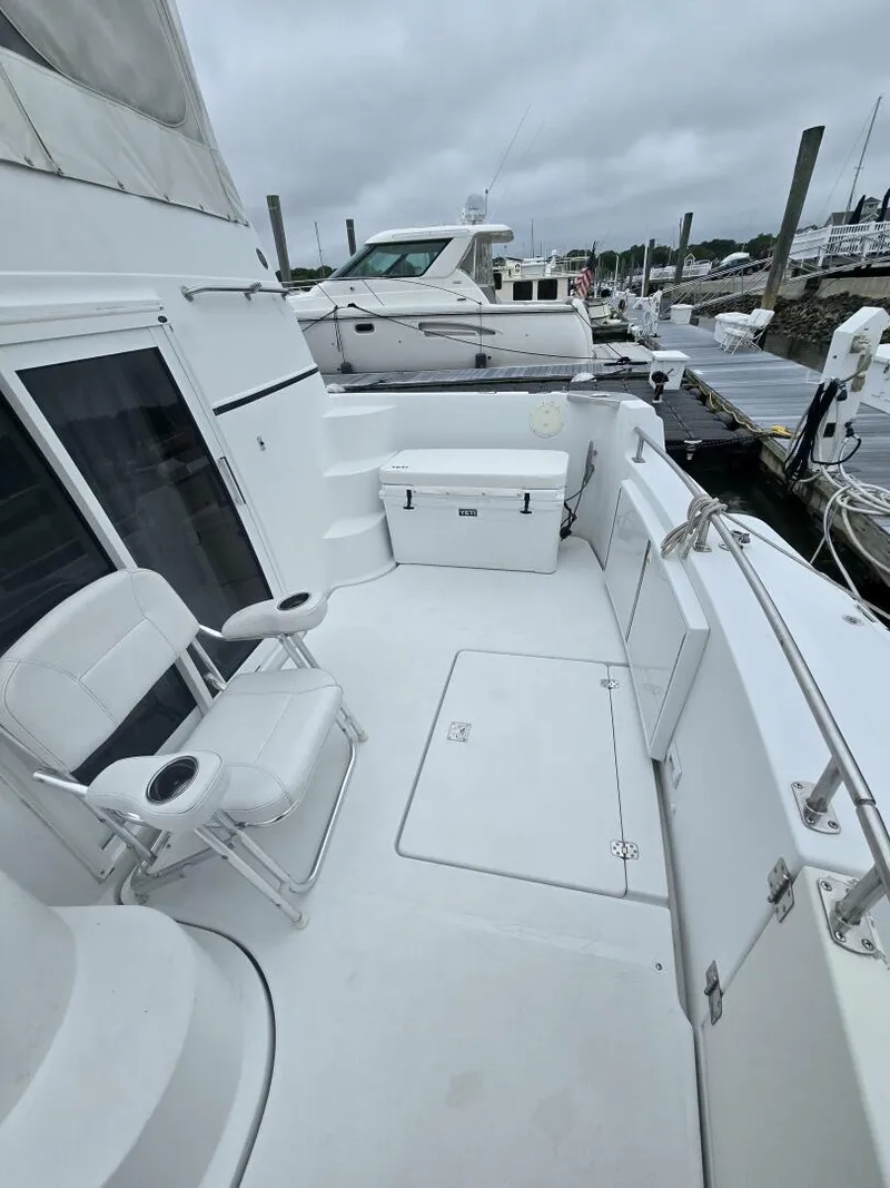 Slide: The Image of Carver Yachts 444 Cockpit Motor Yacht 2002 - 10