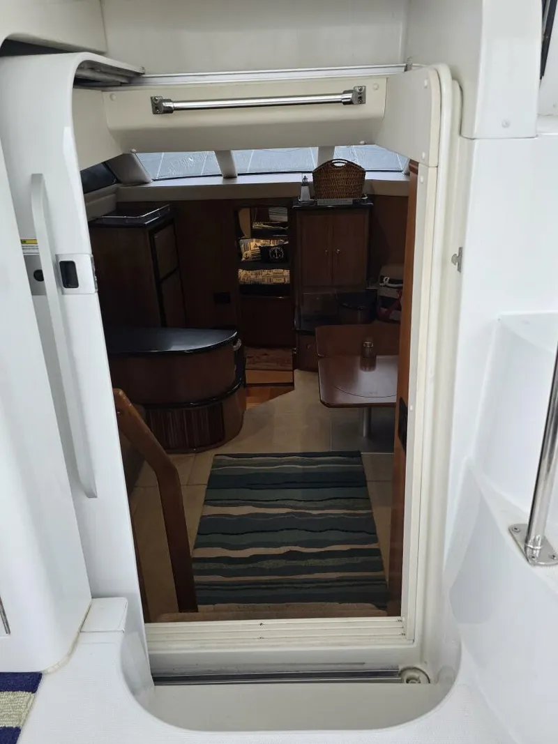 Slide: The Image of Carver Yachts 444 Cockpit Motor Yacht 2002 - 20