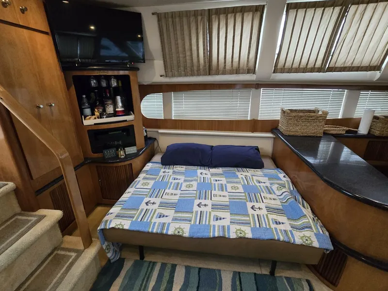 Slide: The Image of Carver Yachts 444 Cockpit Motor Yacht 2002 - 28