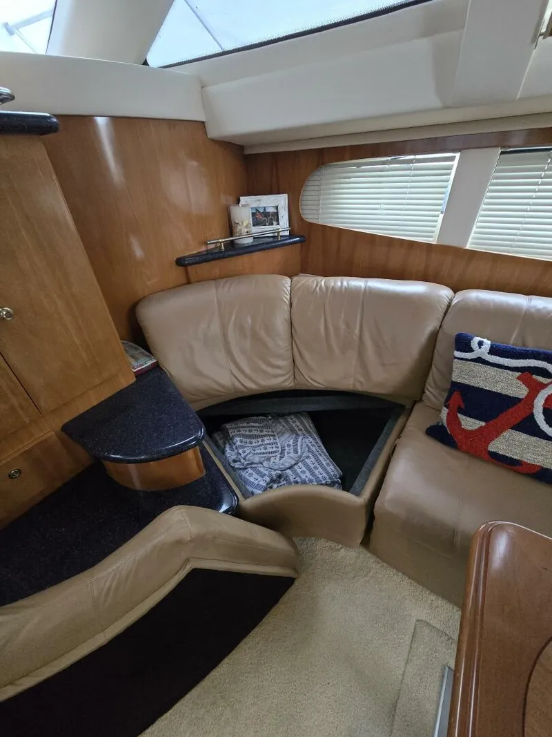 Slide: The Image of Carver Yachts 444 Cockpit Motor Yacht 2002 - 29