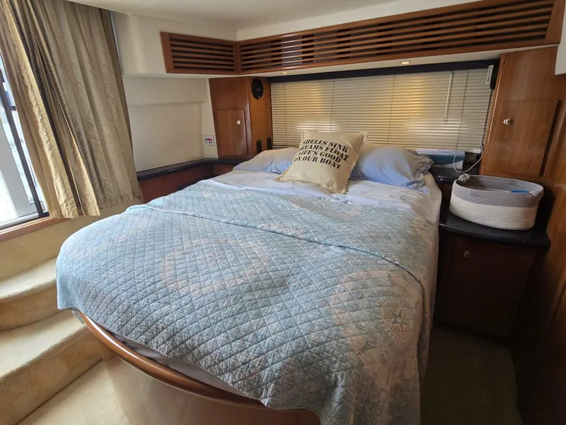 Slide: The Image of Carver Yachts 444 Cockpit Motor Yacht 2002 - 32