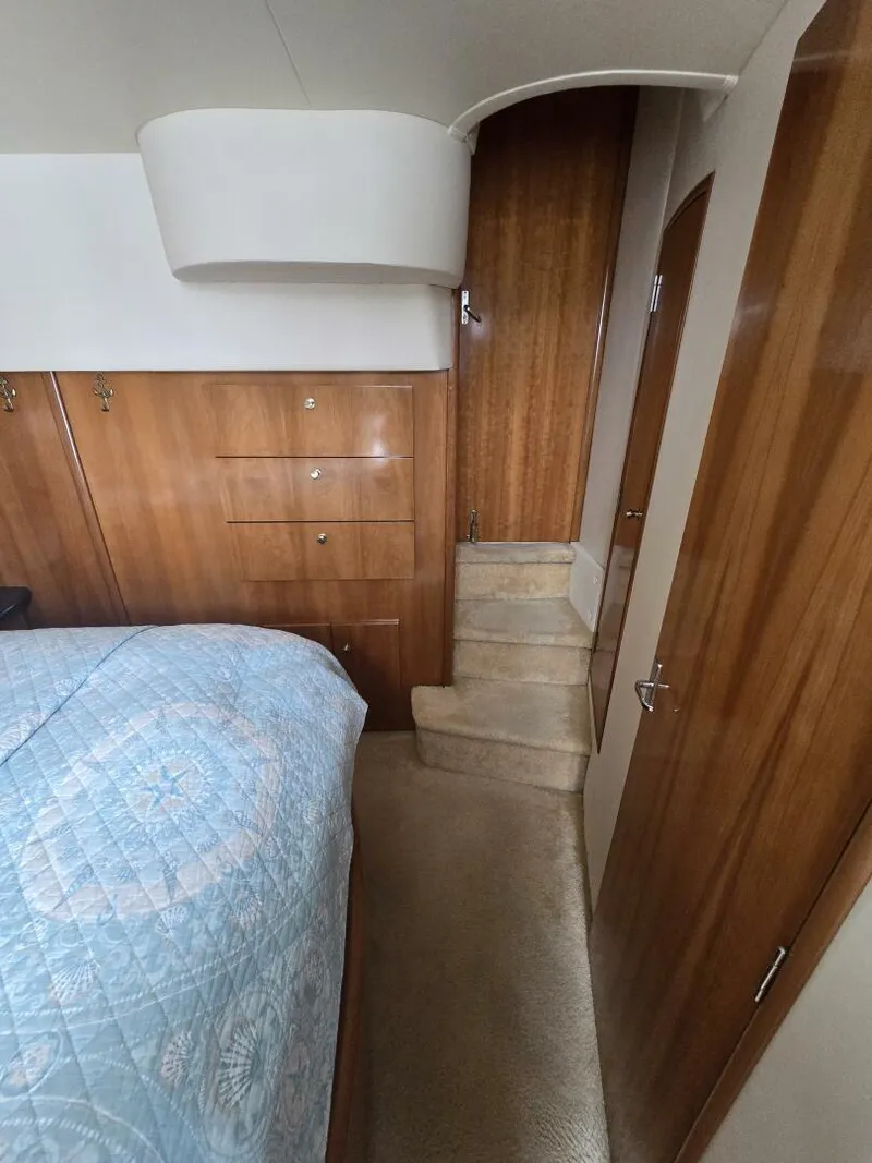 Slide: The Image of Carver Yachts 444 Cockpit Motor Yacht 2002 - 38