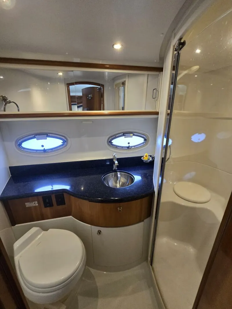 Slide: The Image of Carver Yachts 444 Cockpit Motor Yacht 2002 - 44