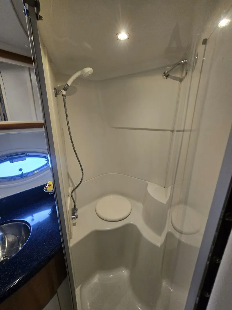 Slide: The Image of Carver Yachts 444 Cockpit Motor Yacht 2002 - 46