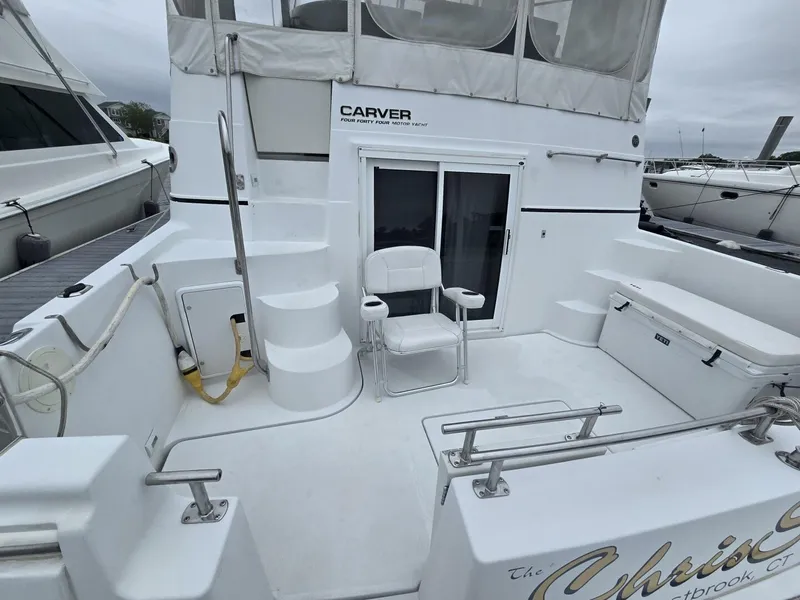 Slide: The Image of Carver Yachts 444 Cockpit Motor Yacht 2002 - 7
