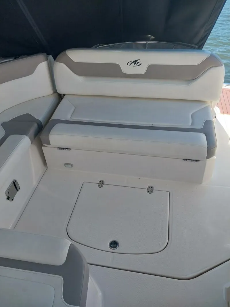 Slide: The Image of Monterey 340 Sport Yacht 2011 - 5