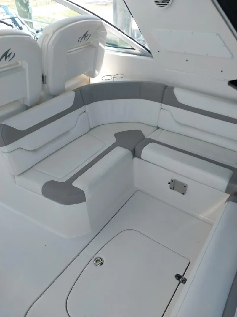 Slide: The Image of Monterey 340 Sport Yacht 2011 - 6