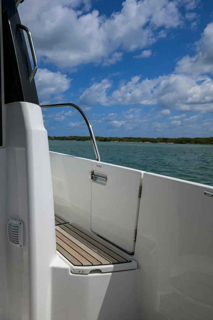 Slide: The Image of Jeanneau NC Weekender 1095 Fly 2022 - 13