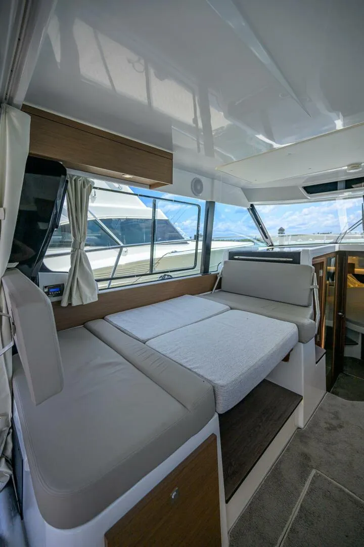 Slide: The Image of Jeanneau NC Weekender 1095 Fly 2022 - 16