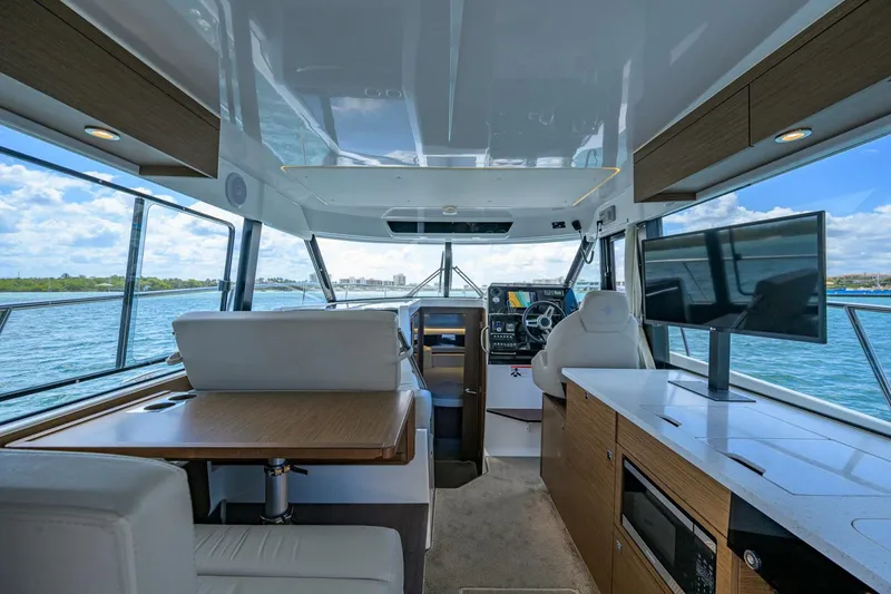 Slide: The Image of Jeanneau NC Weekender 1095 Fly 2022 - 17
