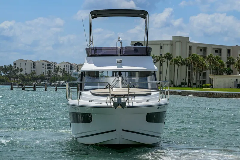 Slide: The Image of Jeanneau NC Weekender 1095 Fly 2022 - 2