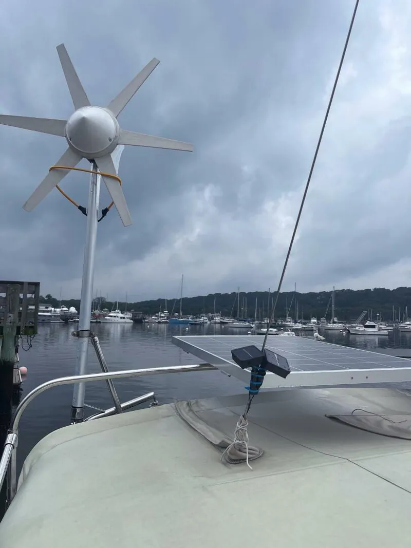 Slide: The Image of Beneteau 331 2000 - 14