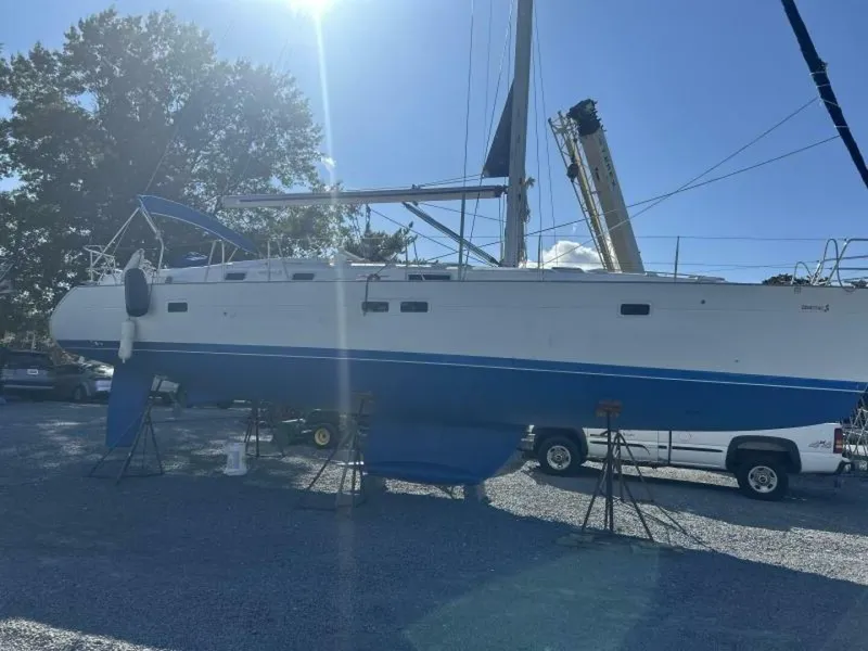Slide: The Image of Beneteau 411 2001 - 41