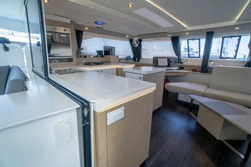 Slide: The Image of Fountaine Pajot 2020 - 41