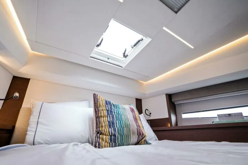 Slide: The Image of Prestige 460 Flybridge 2024 - 29