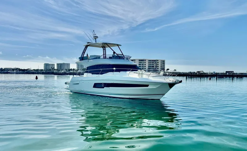 Slide: The Image of Prestige 460 Flybridge 2024 - 54