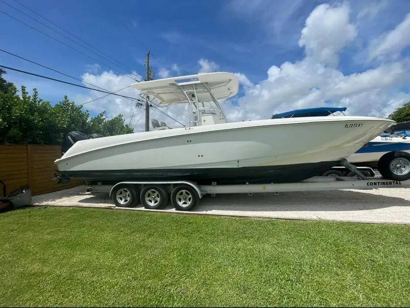 The Image of Boston Whaler 320 Outrage 2005 - 0