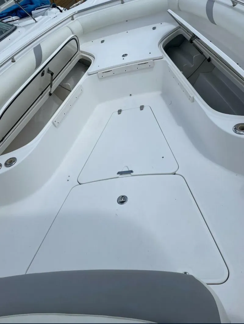 Slide: The Image of Boston Whaler 320 Outrage 2005 - 7