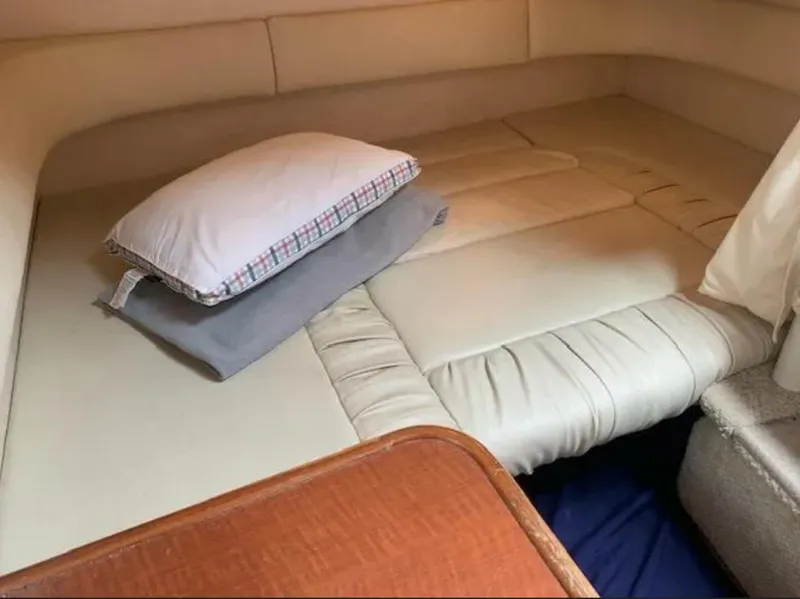 Slide: The Image of Sea Ray Sundancer 2002 - 9