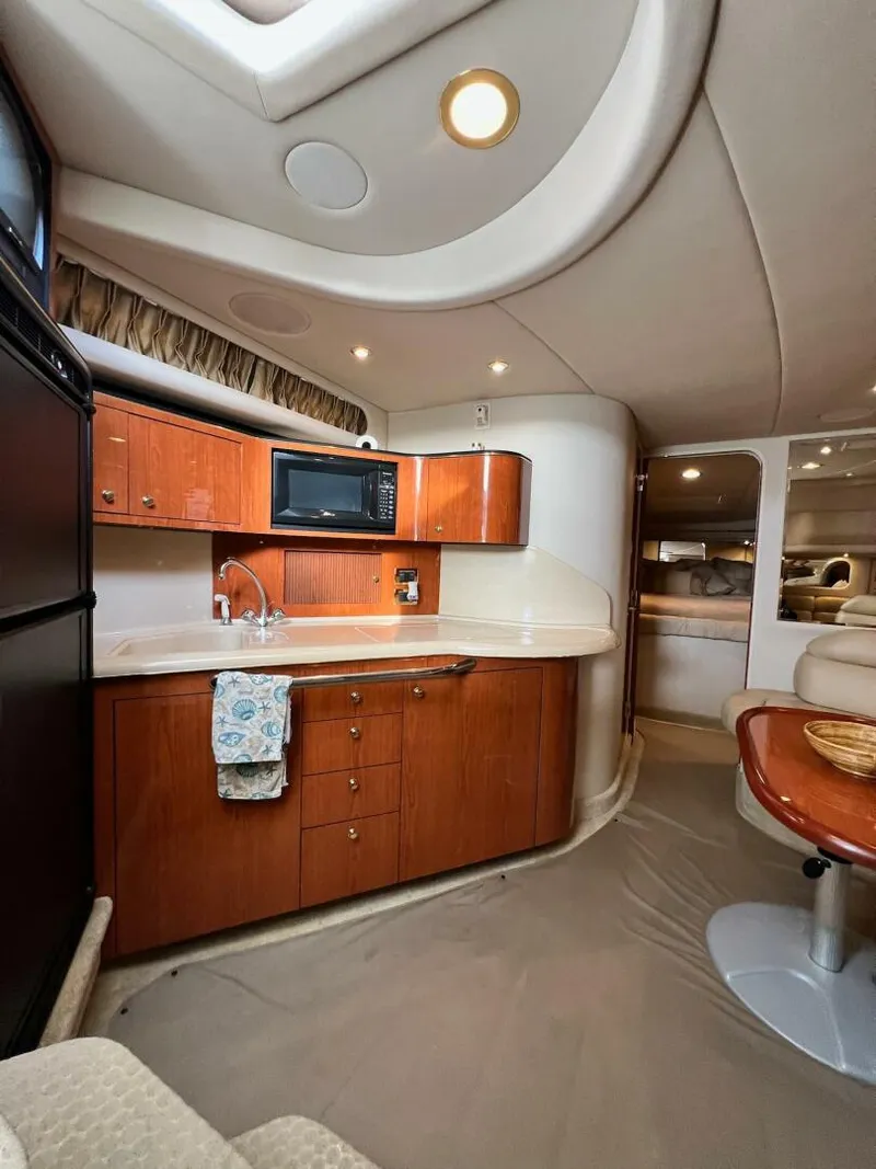 Slide: The Image of Sea Ray 380 Sundancer 2001 - 10