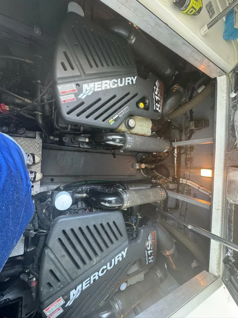 Slide: The Image of Sea Ray 380 Sundancer 2001 - 15