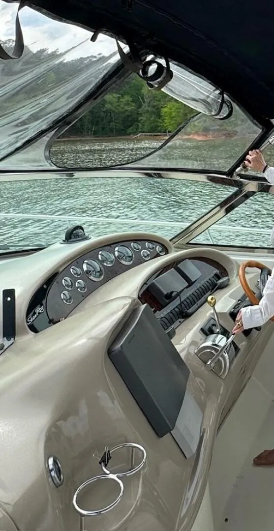 Slide: The Image of Sea Ray 380 Sundancer 2001 - 7