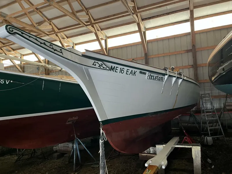 Slide: The Image of Custom Friendship Sloop 1980 - 12