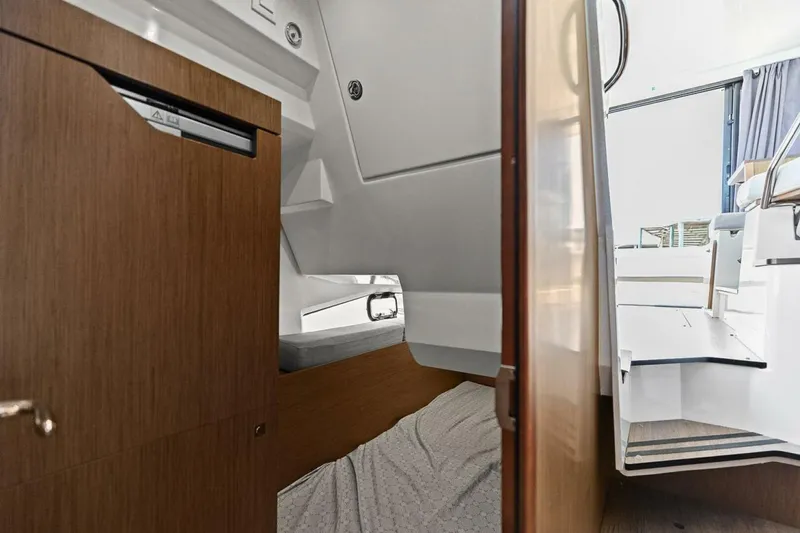 Slide: The Image of Jeanneau NC 1095 Fly 2020 - 20