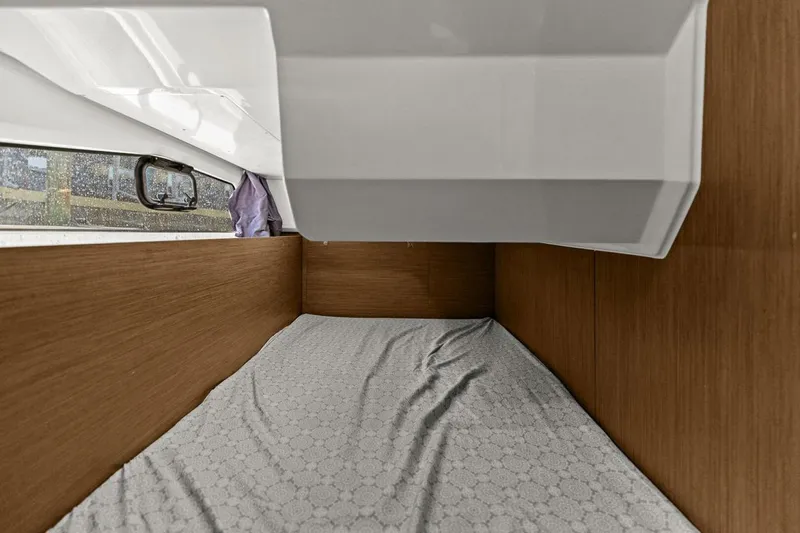 Slide: The Image of Jeanneau NC 1095 Fly 2020 - 21