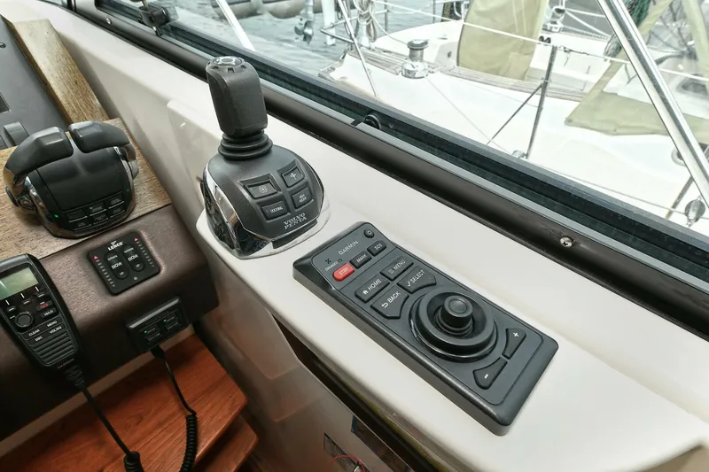 Slide: The Image of Tiara C44 Coupe 2015 - 22