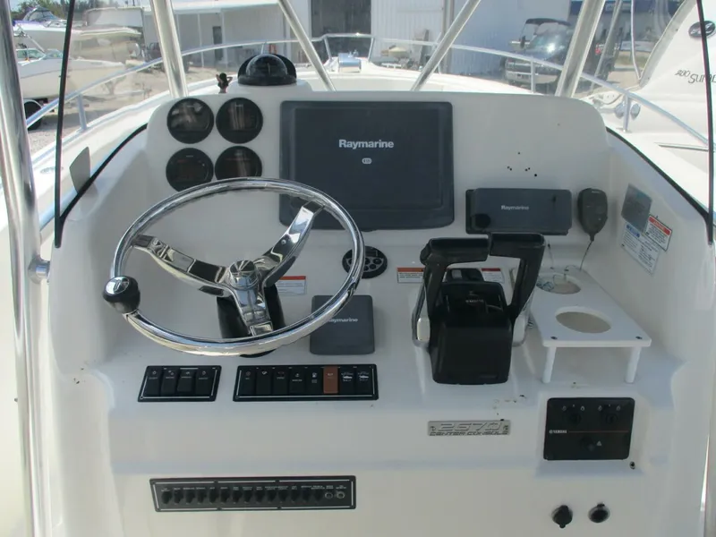 Slide: The Image of Pursuit 2006 - 25