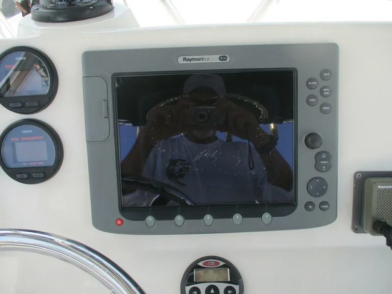 Slide: The Image of Pursuit 2006 - 26