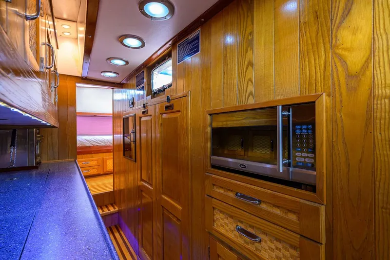 Slide: The Image of Custom 46 Dennis Schreibert Schooner 2013 - 42