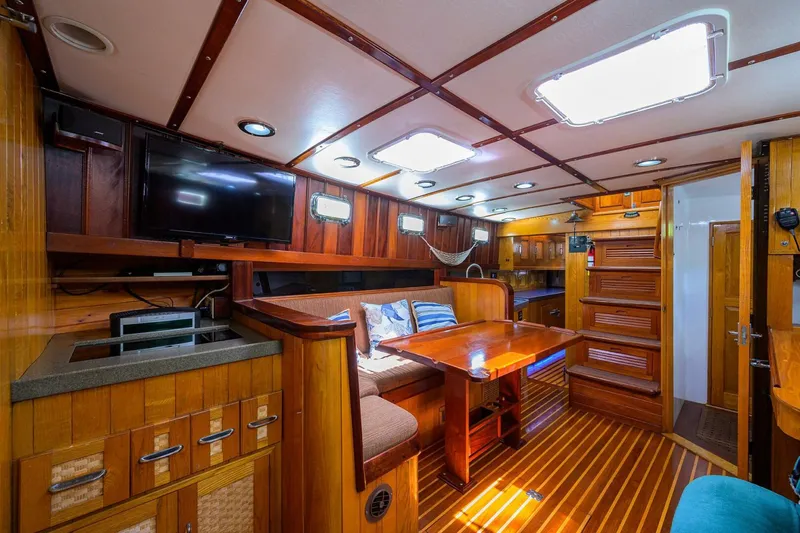 Slide: The Image of Custom 46 Dennis Schreibert Schooner 2013 - 66