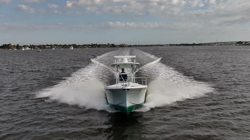 Slide: The Image of Bimini 24 Center Console 2009 - 2