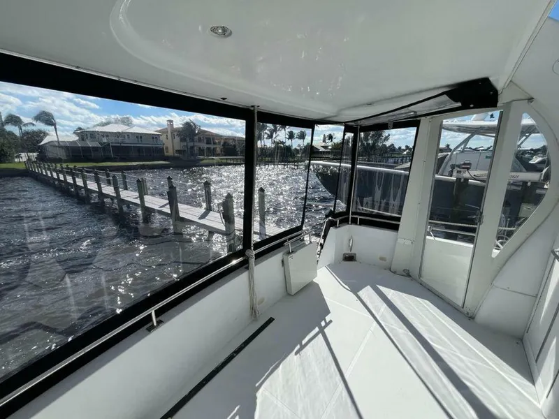 Slide: The Image of Carver Yachts 396 Motor Yacht 2000 - 11