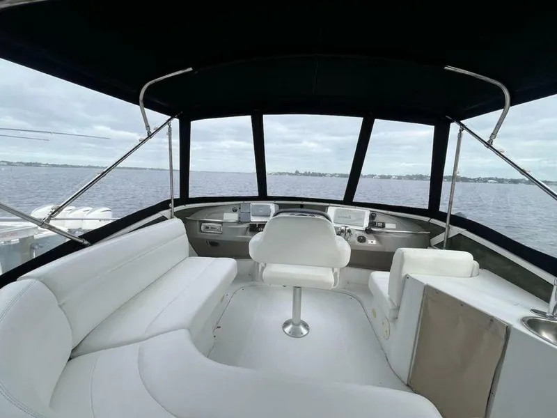 Slide: The Image of Carver Yachts 396 Motor Yacht 2000 - 5