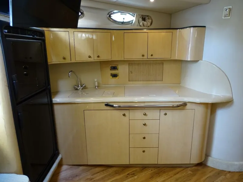 Slide: The Image of Sea Ray 410 Sundancer 2001 - 11