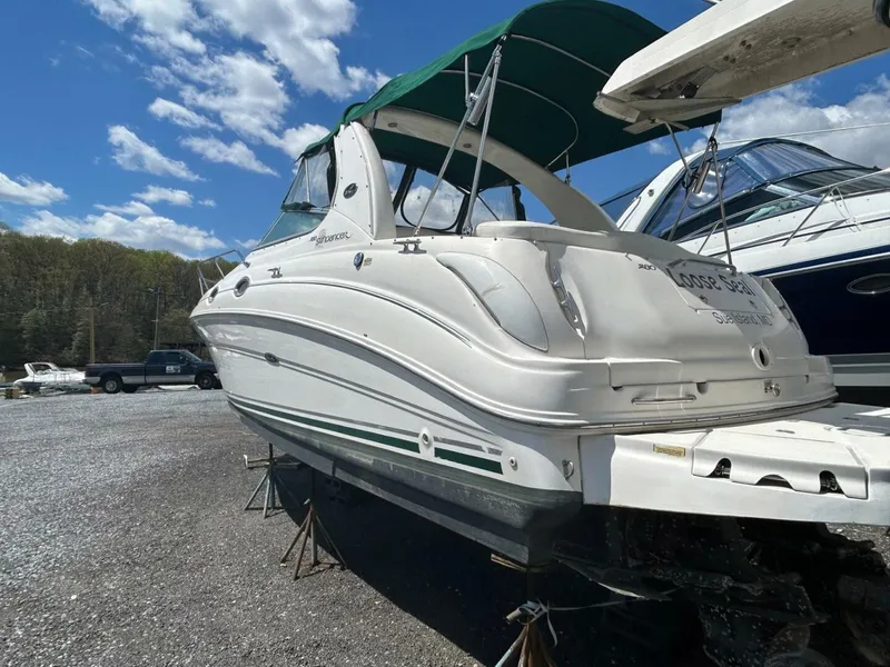 Slide: The Image of Sea Ray 280 Sundancer 2004 - 3