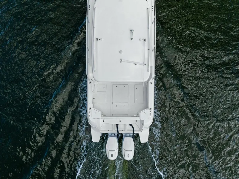 Slide: The Image of Intrepid 438 Evolution 2022 - 18