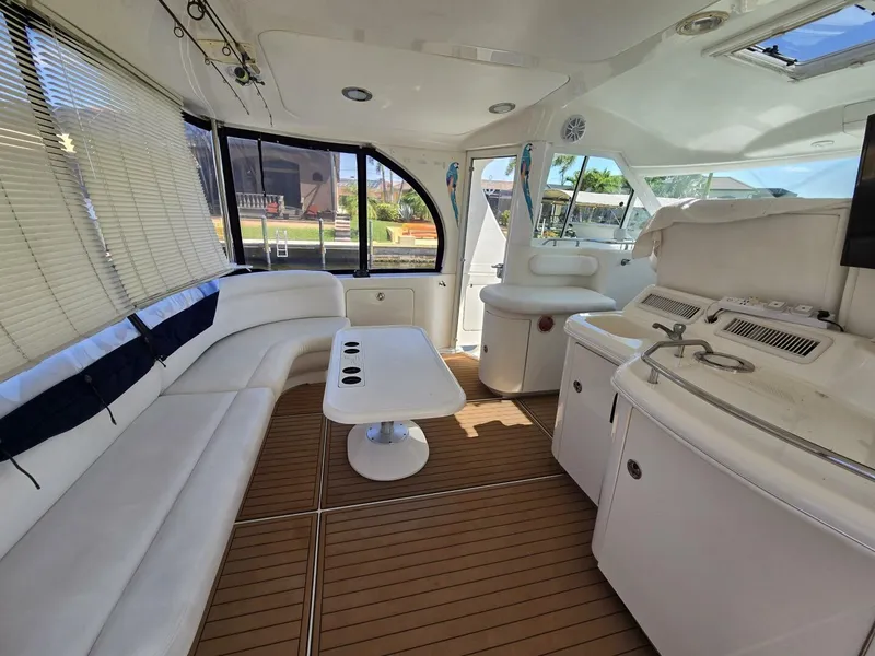 Slide: The Image of Sea Ray 480 2004 - 6