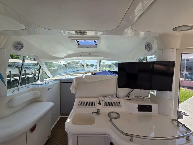 Slide: The Image of Sea Ray 480 2004 - 8