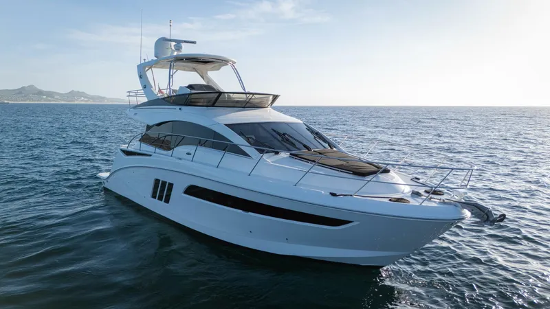 The Image of Sea Ray 51 Flybridge 2017 - 0