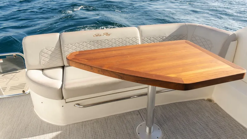 Slide: The Image of Sea Ray 51 Flybridge 2017 - 20