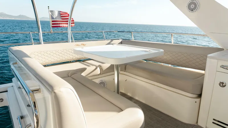 Slide: The Image of Sea Ray 51 Flybridge 2017 - 26