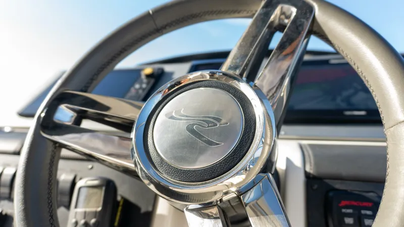 Slide: The Image of Sea Ray 51 Flybridge 2017 - 32