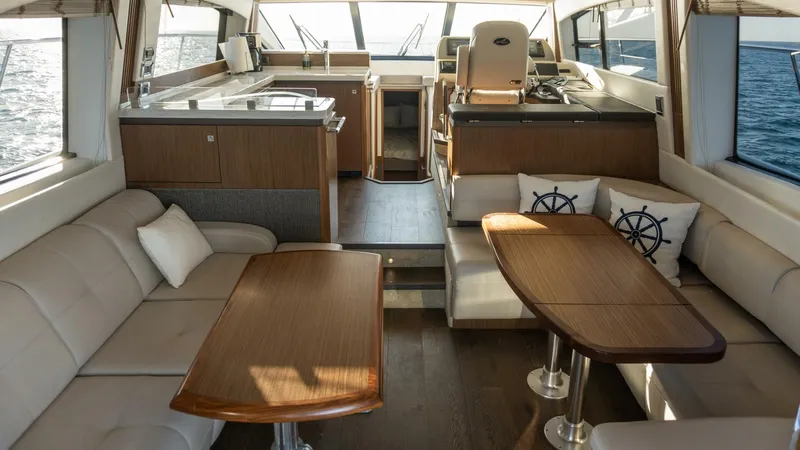 Slide: The Image of Sea Ray 51 Flybridge 2017 - 4