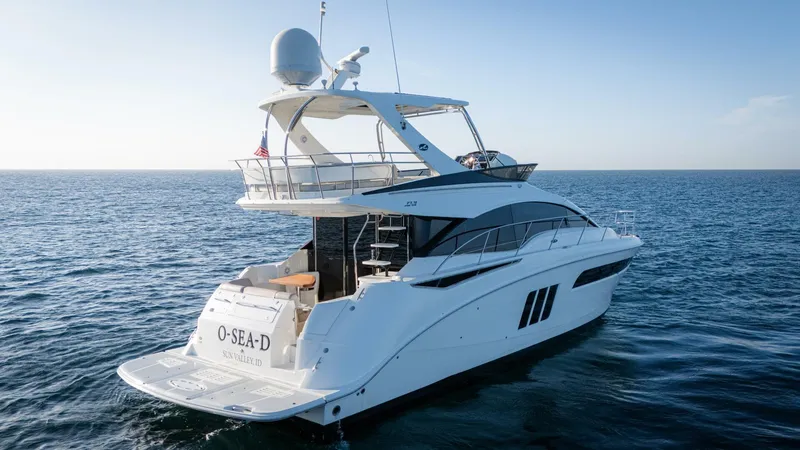 Slide: The Image of Sea Ray 51 Flybridge 2017 - 40