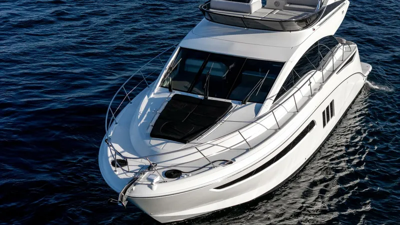 Slide: The Image of Sea Ray 51 Flybridge 2017 - 45