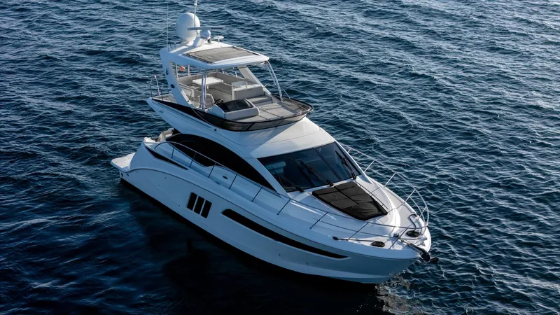 Slide: The Image of Sea Ray 51 Flybridge 2017 - 46